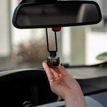 Lade das Bild in den Galerie-Viewer, MyCarfüm™ Mystery - Unisex Parfüm
